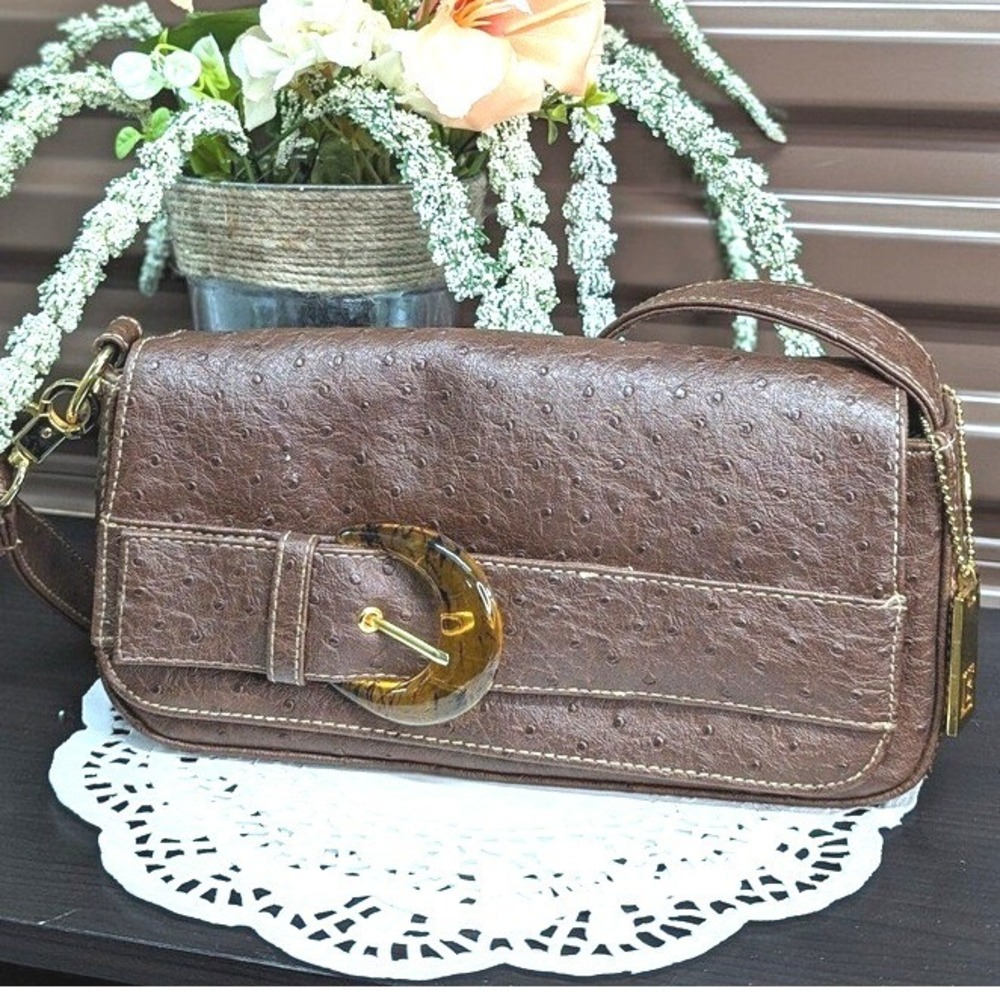 Vintage Textured Leslie Fay Brown Leather Handbag with Strap‎ Quiet Luxury